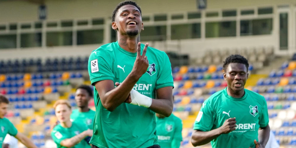 "Audas" futbolisti līksmo pēc vārtu guvuma pret "Liepāju" (foto: Kristians Putniņš / FK Auda)