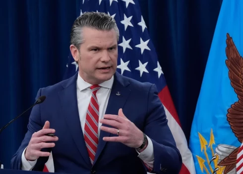 ASV aizsardzības ministrs Pīts Hegsets. 