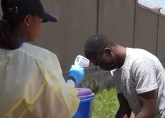 Kongo austrumos aizdedzināts vēl viens Ebolas ārstēšanas centrs, aizbēguši 18 iespējamie inficētie