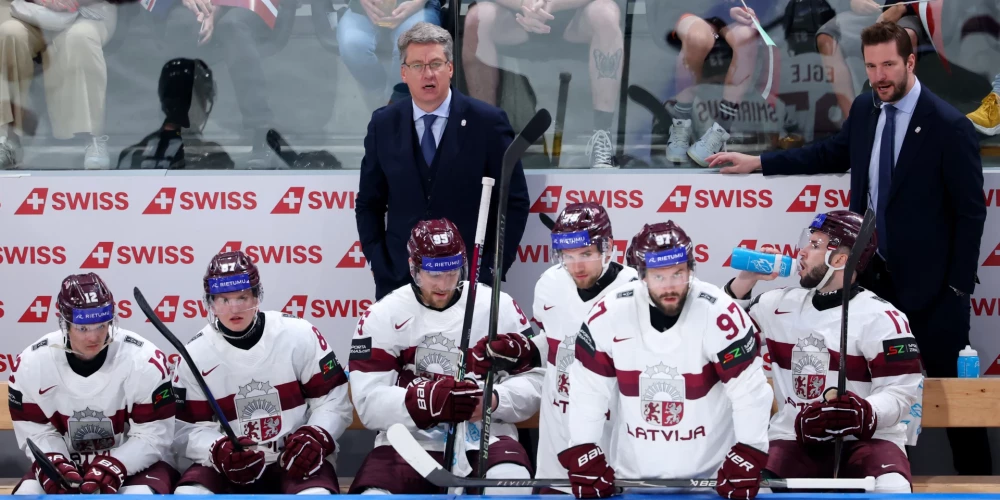 Latvijas hokeja izlases galvenais treneris Harijs Vītoliņš pasaules čempionāta spēlē pret Lielbritāniju.