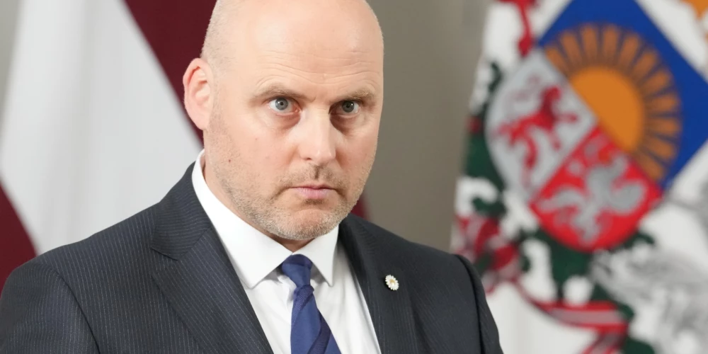 inistru prezidenta amata kandidāts Andris Kulbergs paudis, ka atbildības jomu dalīšana notika atbilstoši partiju interesēm.