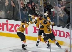 "Golden Knights" vareni atspēlējas un nonāk uzvaras attālumā no Stenlija kausa fināla
