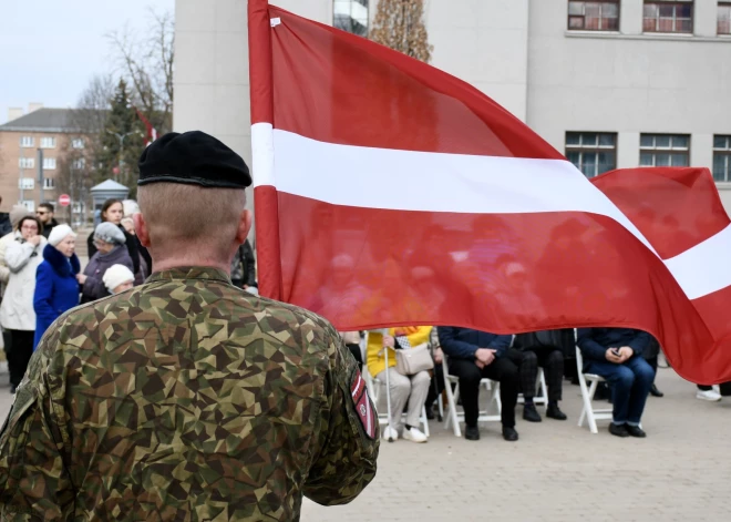 "Русским в Латвии не нужно, чтобы их защищали тираны и убийцы": ассоциация российских эмигрантов выступила с заявлением