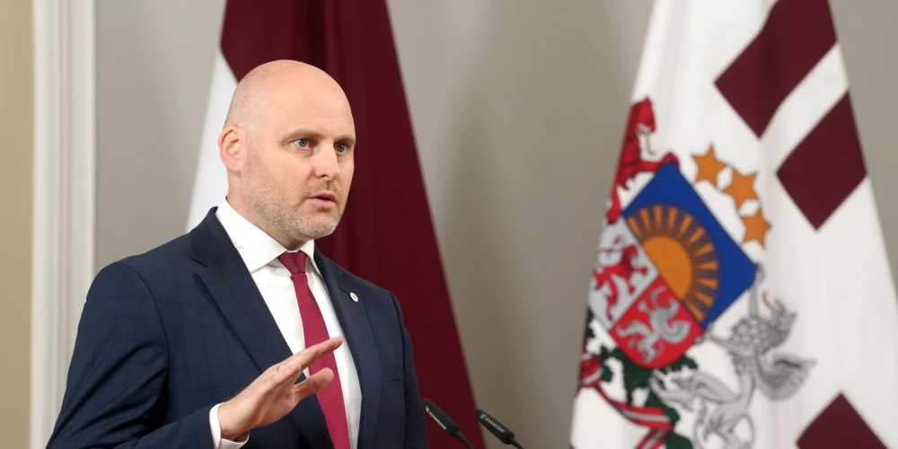 Ministru prezidenta amata kandidāts Andris Kulbergs šodien atklājis jaunās valdības sastāvu.