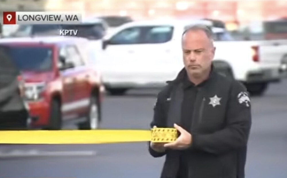 ASV rūpnīcā plīsusis ķīmisko vielu rezervuārs - vismaz viens cilvēks gājis bojā, vairāki guvuši bīstamus apdegumus