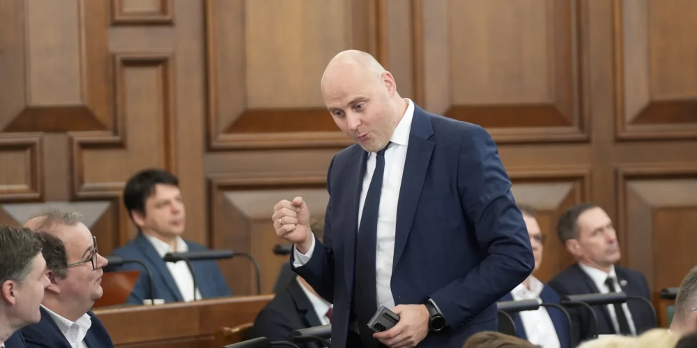 Andra Kulberga valdībai parlamentā būs pārliecinošs vairākums. 