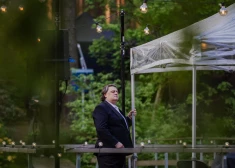 FOTO: ieskaties, kā uzziedējis Rododendru parks! Vakar tajā skanēja Aleksandra Antoņenko koncerts, šovakar priecēs Ance Krauze