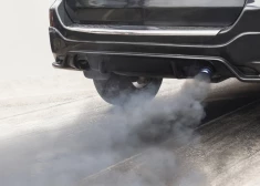 Стало известно, почему жители Латвии начали отказываться от дизельных автомобилей