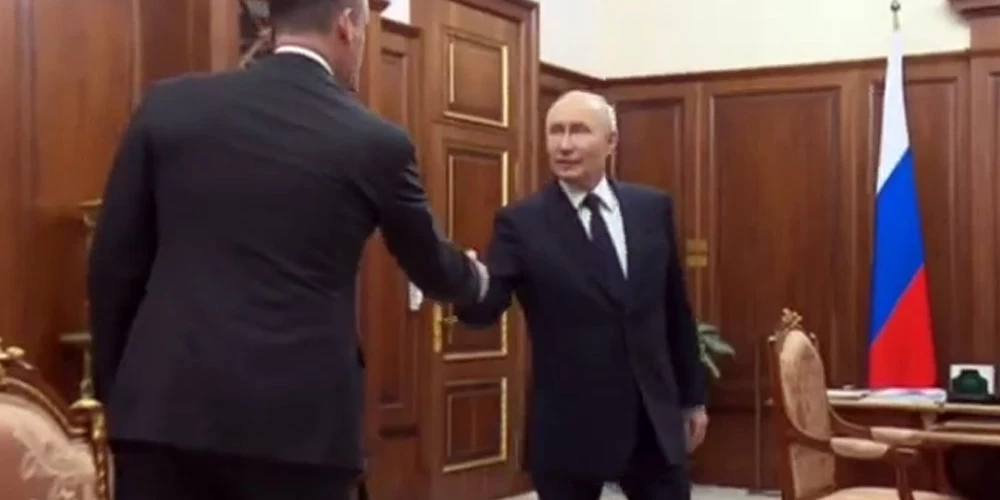 Patruševs ierodas uz tikšanos ar Putinu.