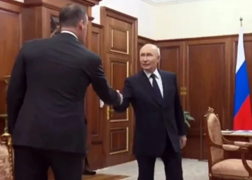 Patruševs ierodas uz tikšanos ar Putinu.