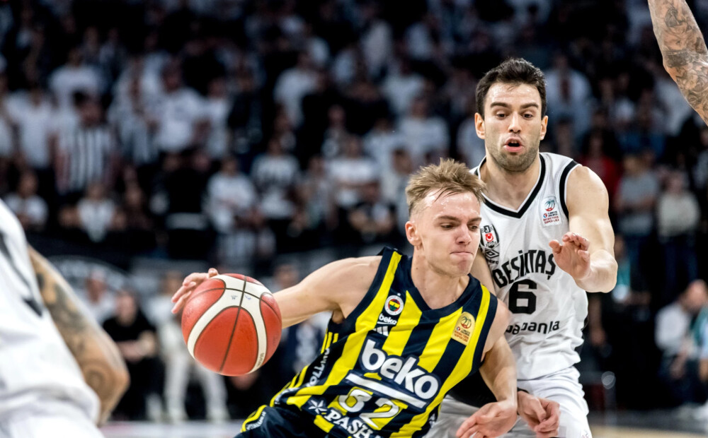 Artūrs Žagars atkal savainots, nepabeidz Turcijas čempionāta 