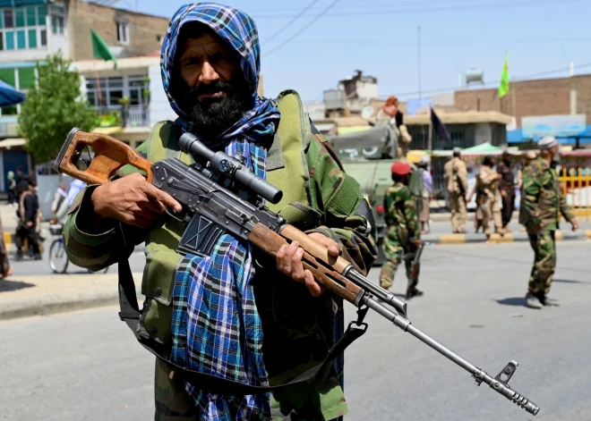Krievija uzsākusi militāru sadarbību ar islāma radikāļiem "Taliban"