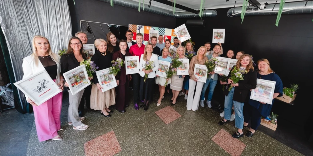 Rimi komandu kausa uzvarētāji.