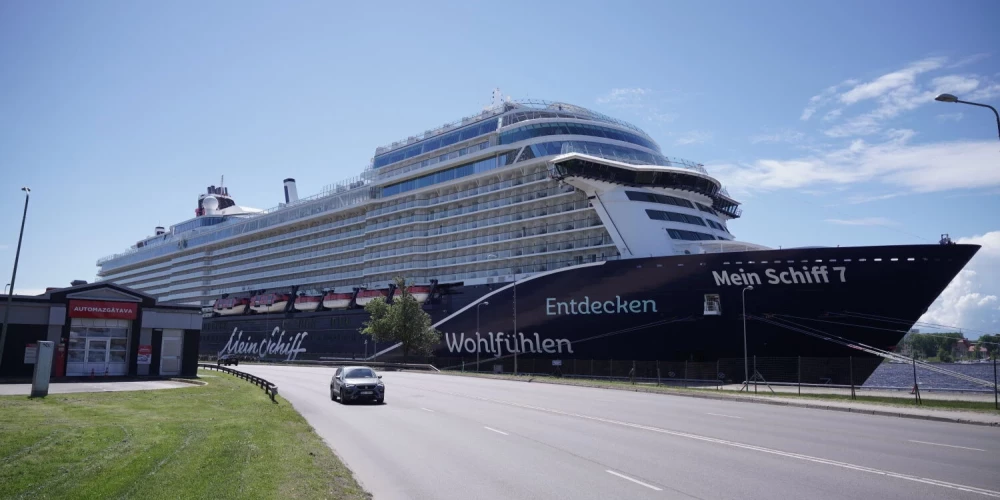 Mein Schiff 7.