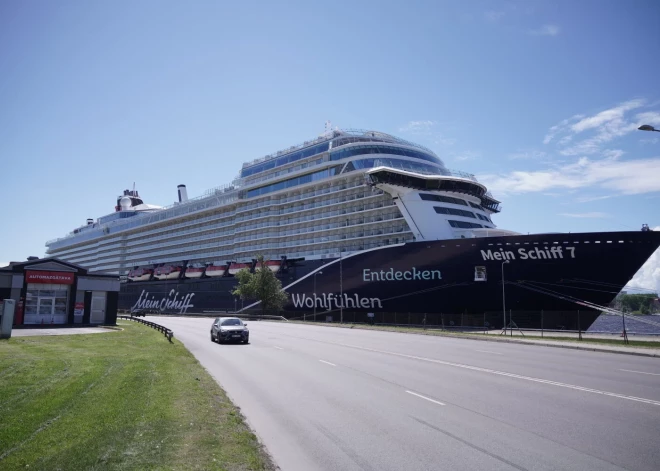 Mein Schiff 7.