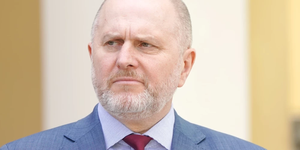 Депутат Зивтиньш обвинил Домбраву в политическом популизме.