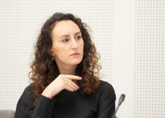 Tiesībsardze Karina Palkova.