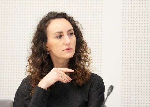 Tiesībsardze Karina Palkova.