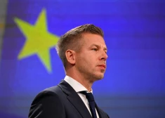 Даже при новом премьере Венгрия не будет поставлять оружие Украине - в Москве рады