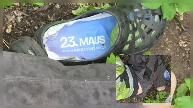 Kāds pārlieku nogurdināts Ādažu pilsonis visai inovatīvi reklamēja novada svētkus.