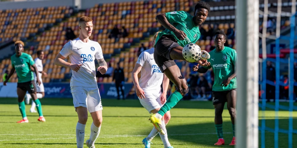 "Auda" mājās ar 2:0 pārspēja "Ogre United".