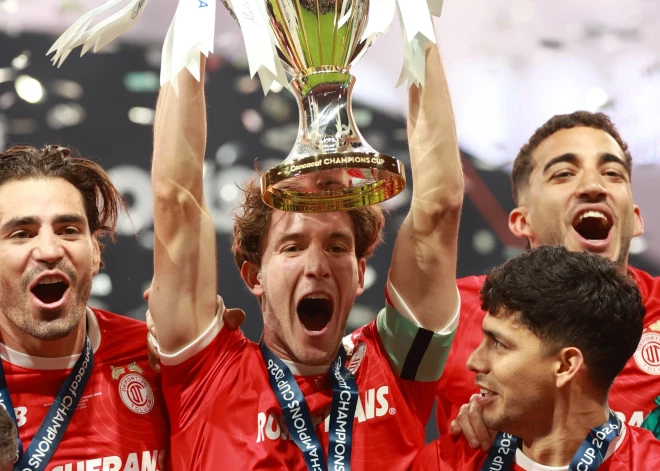 "Toluca" futbolisti trešo reizi triumfē CONCACAF Čempionu kausā
