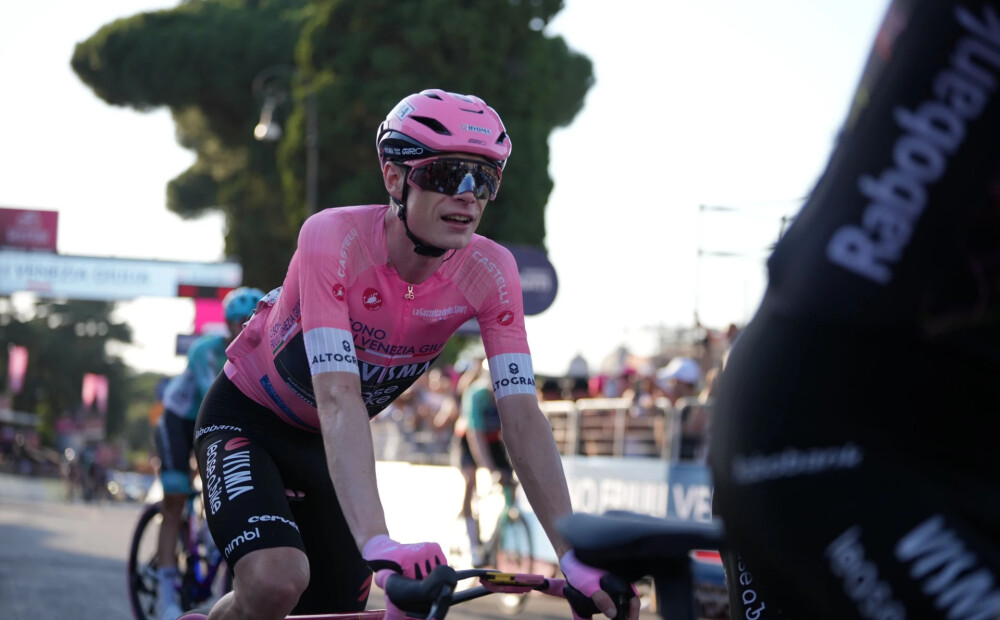 Romā noslēdzas “Giro d’Italia”: Milānam posma uzvara, Vingegordam vēsturisks triumfs