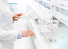 Vai Eiropai draud antibiotiku deficīts? Brīdina par lēto Ķīnas importu