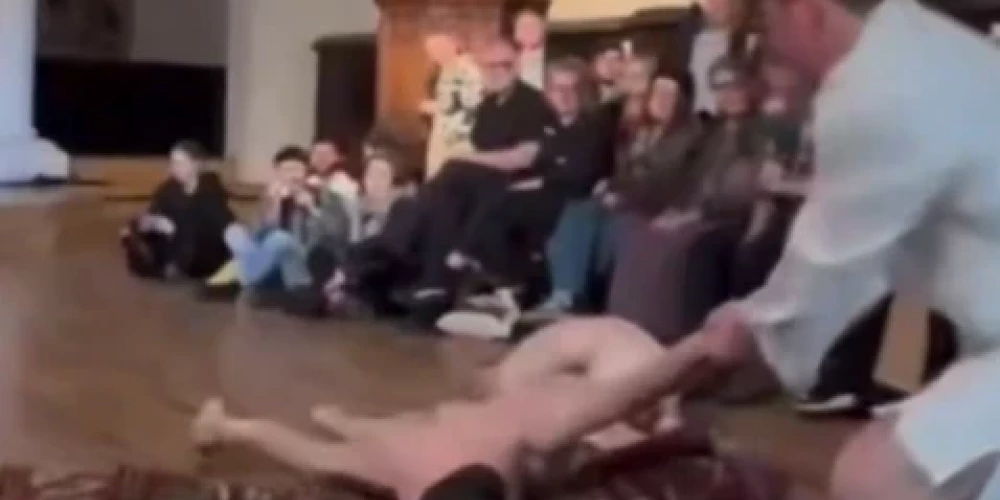 Performances pamatdoma – pievērst uzmanību baznīcas (tostarp luterāņu) vidē notiekošajiem seksuālajiem noziegumiem, skaidrots pieteikumā.