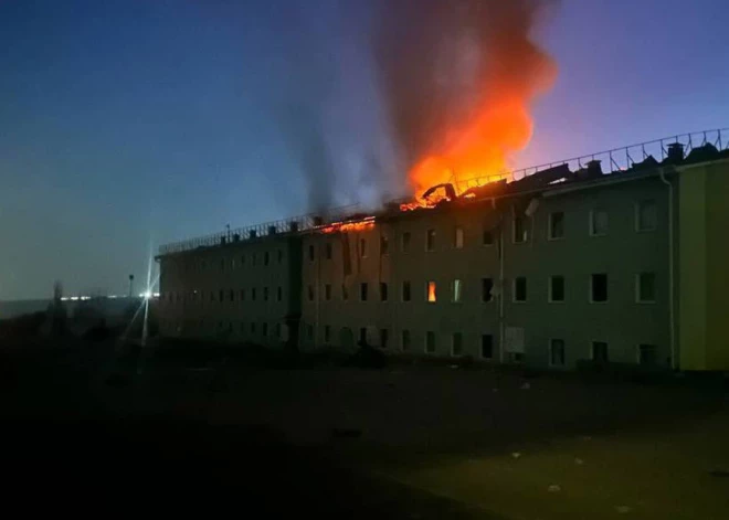 Ukrainas armija ar raķetēm uzbrukusi okupantu karaspēka kazarmām Krimā, radot iebrucējiem lielus zaudējumus