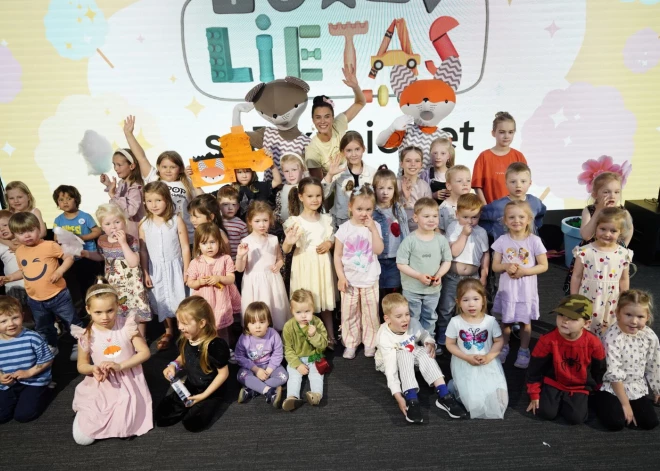 Pirmdien, 1. jūnijā, "Tet" ēkas 1. stāva foajē Dzirnavu ielā 105 notika “Tutas lietu” svētki, kuros pulcējās ģimenes ar bērniem, lai kopīgi atzīmētu Starptautisko bērnu aizsardzības dienu.