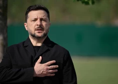 Zelenskis uzdevis censties izbeigt karu pēc iespējas ātrāk
