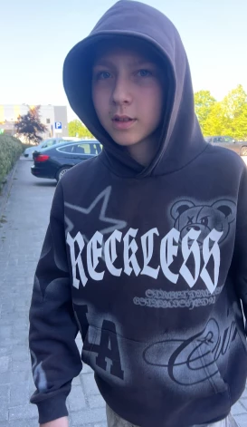 Valsts policija meklē bezvēsts prombūtnē esošo 2014. gadā dzimušo Hariju Ēriku Mūrnieku.
