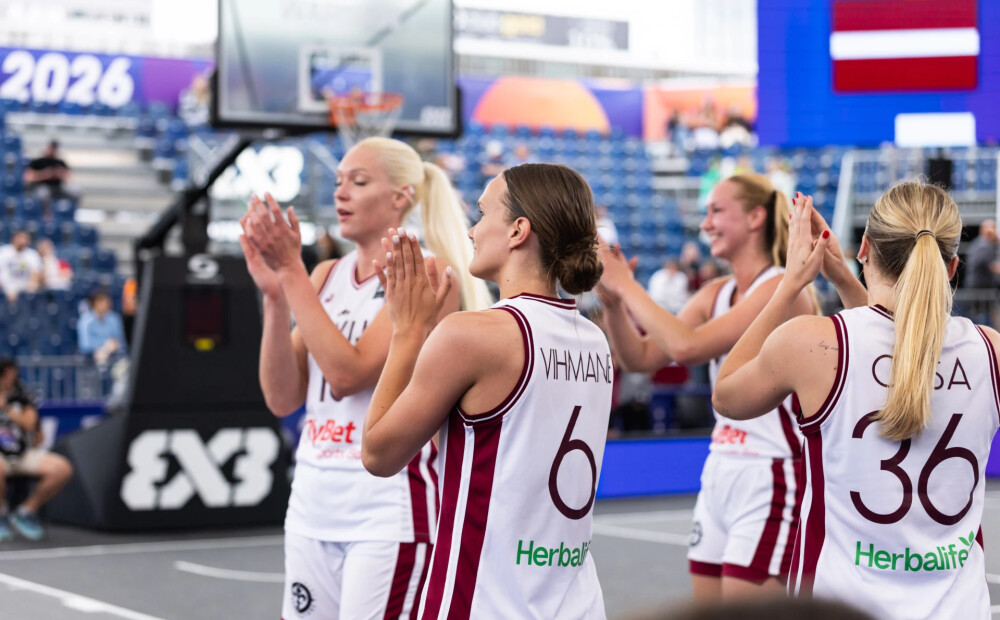 Latvijas 3x3 sieviešu izlase Pasaules kausu sāk ar uzvarām, šodien pirmās spēles vīriešiem