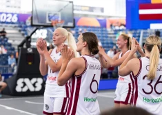 Latvijas 3x3 sieviešu izlase Pasaules kausu sāk ar uzvarām, šodien pirmās spēles vīriešiem