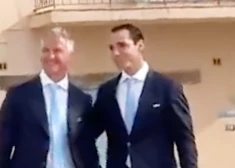 Bijušais F1 pilots Ralfs Šūmahers apprecējies ar savu ilggadējo partneri Etjēnu. FOTO