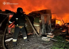 ФОТО, ВИДЕО: разрушительный ночной удар по Киеву и другим городам Украины - под завалами ищут людей