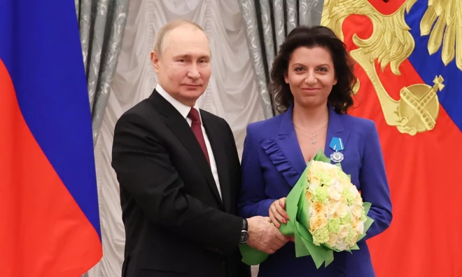Margarita Simonjana ir viena no tuvākajām Krievijas prezidenta Vladimira Putina sabiedrotajām mediju jomā.