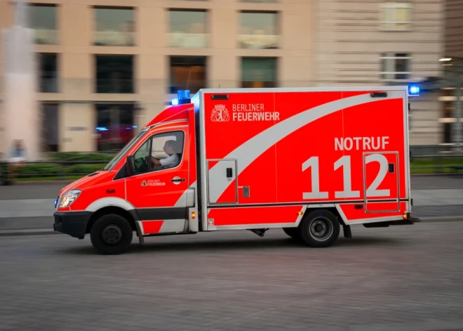 Smagā tramvaja avārijā Berlīnē ievainoti 20 cilvēki un apturēta satiksme vairākās līnijās