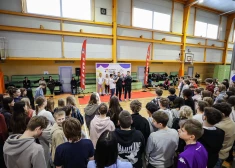 Skolas aicinātas pieteikties projektam “Olimpieši skolās ar Rimi”