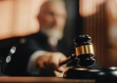 Суд в Юрмале вынес приговор врачу по делу о сексуальном насилии над пациентками