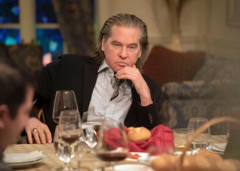 Vels Kilmers filmā “The Birthday Cake” 2021. gadā.