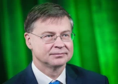 Домбровскис: Латвия сохраняет ответственную бюджетную политику несмотря на рост оборонных расходов