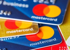 Kubā tiks pārtraukti maksājumi ar "Visa" un "Mastercard" kartēm