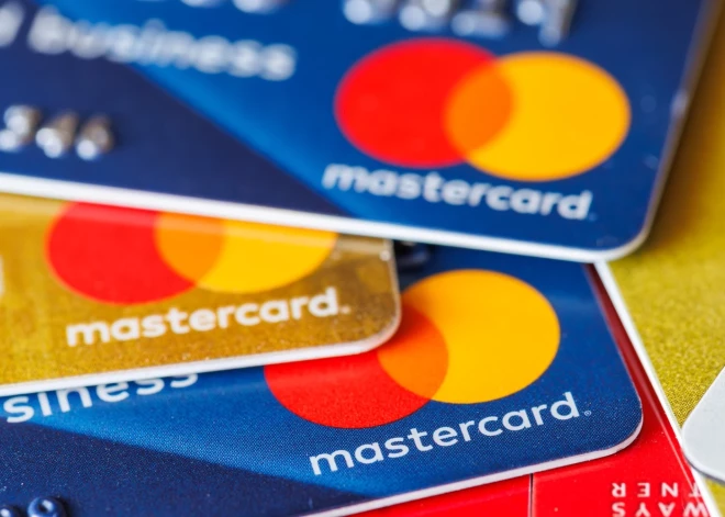 Kubā tiks pārtraukti maksājumi ar "Visa" un "Mastercard" kartēm