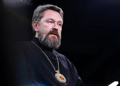 Metropolīts Ilarions apgalvo, ka Čehijā uz viņu esot izdarīts spiediens, jo varas iestādes uzskata, ka viņš ir "Maskavas aģents".