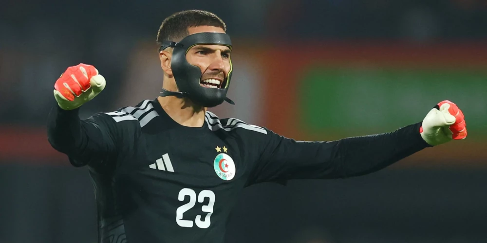 Alžīrijas futbolists Luka Zidāns spēlēs ar žokļa lūzumu.