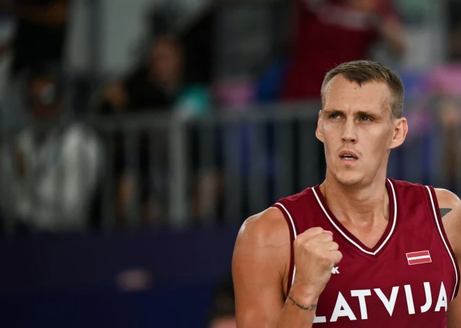 Latvijas 3x3 basketbolisti iekļūst Pasaules kausa izslēgšanas spēlēs