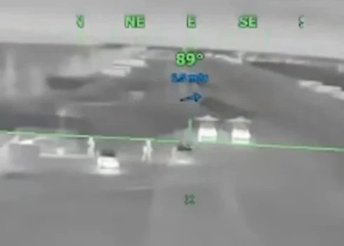 Īpaša uzmanība tiek pievērsta mērķiem, kas atrodas tieši skrejceļa zonā, apgrūtinot ienaidniekam šī objekta izmantošanu militāriem mērķiem.