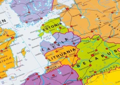 Россия готовится к наступлению на Балтию? "Новая газета Европа" обсудила с экспертами возможные сценарии